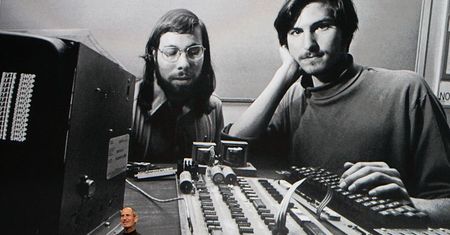 Traktowany był jak bóg, okazał się śmiertelny. Jaki naprawdę był Steve Jobs?