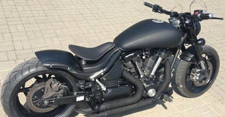 Przemysław Saleta sprzedaje swój motocykl. Jego Yamaha to sprzęt dla twardziela