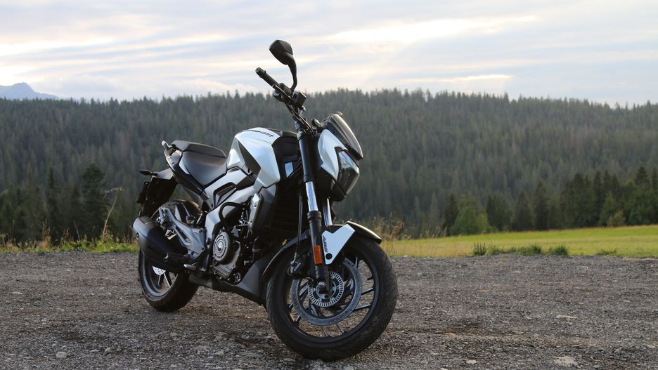 Motocykl Bajaj Dominar 400