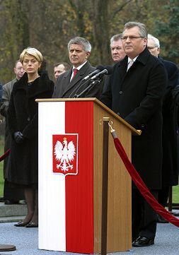 Prezydent przestrzega przed pomysłami na "karykaturę RP"