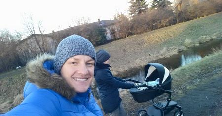 Marcin Mroczek: "Pierwszy spacer całą rodzinką"