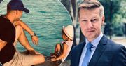 Rafał Mroczek wydał oświadczenie w sprawie rozstania z partnerką i podziału obowiązków rodzicielskich. Wszystko po policyjnej interwencji w jego mieszkaniu!