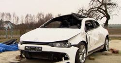 Podczas dachowania VW Scirocco nie otworzyły się poduszki