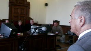 Czesław Kiszczak w Sądzie Okręgowym w Katowicach