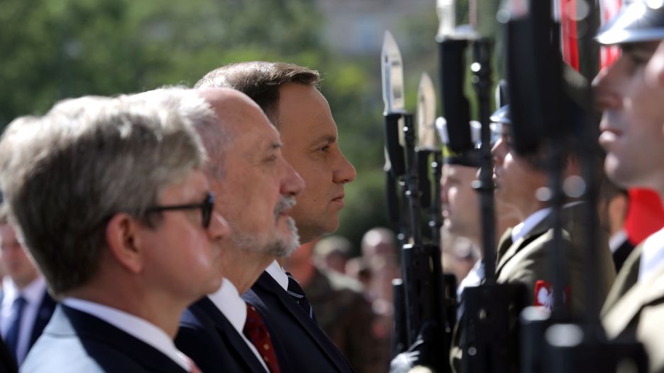 Od lewej: Paweł Soloch, Antoni Macierewicz i Andrzej Duda