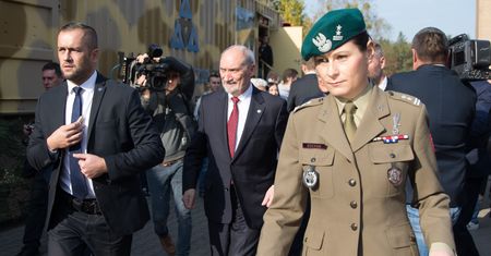 Pierwsza kobieta generał w polskiej armii? "Musi zdobyć doświadczenie bojowe"