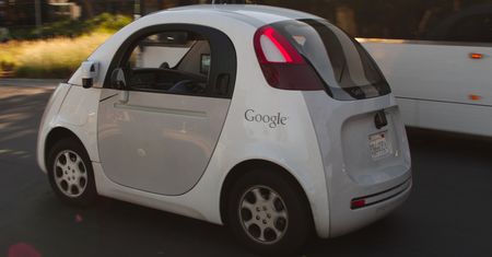 Czy kupiłbyś samochód firmy Apple lub Google?