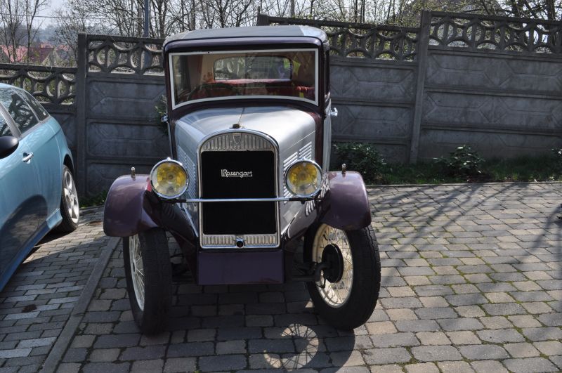 Policja w Bogatyni odzyskała zabytkowe auto z 1932 roku