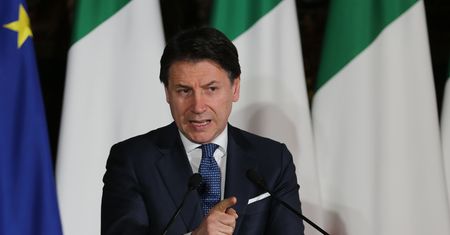 Premier Włoch ostrzega przed rozpadem Unii Europejskiej. Powodem może być "koronakryzys"