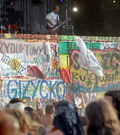 Spokojna noc na "przystanku Woodstock" w Żarach