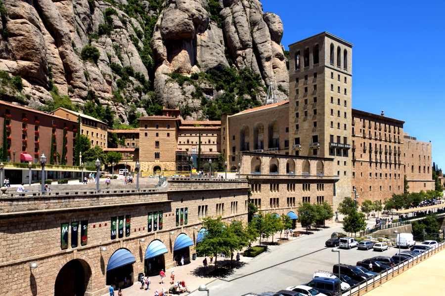Montserrat - niezwykły zakątek Katalonii