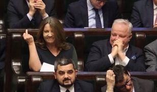 Palec pod Budkę, czyli Joanna Lichocka ma gest (Opinia)