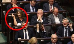 Burza po geście posłanki PiS. Opozycja chce ukarania Joanny Lichockiej