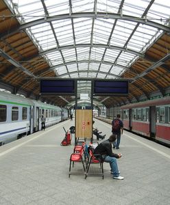 Mniej połączeń i droższe bilety. Pasażerowie odczują podwyżkę opłat za dostęp do torów