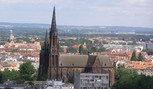 Wrocław. Ksiądz podczas mszy mówi o koronawirusie: to kara za homoseksualizm i aborcję