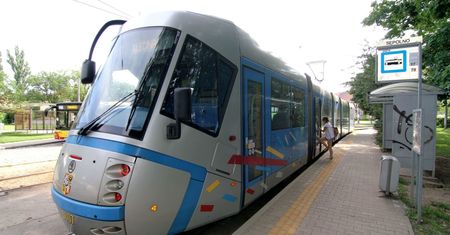 Wakacyjny rozkład jazdy zmorą mieszkańców. Wrocław częściowo z niego rezygnuje