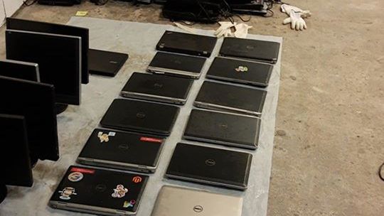 Komputery dla dolnośląskich uczniów zbiera Widzialna Ręka