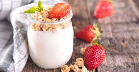 Dieta jogurtowa - zasady, efekty. Co jeść na diecie jogurtowej?