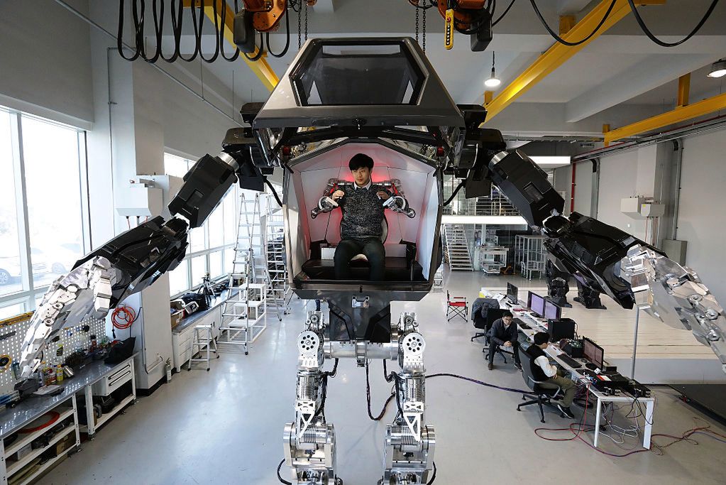 Robot z "Avatara" istnieje i już stawia pierwsze kroki