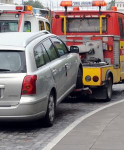 Poznań: Ponad 30 aut odholowanych z powodu proceji Bożego Ciała