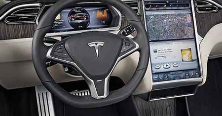 Tesla pozywa byłego pracownika. Ukradł sekrety firmy