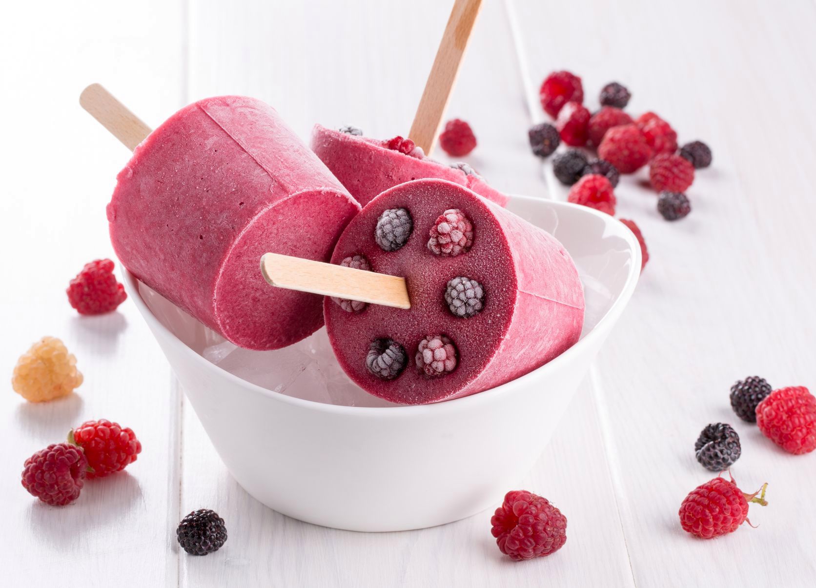 Domowe lody jagodowe. Bez specjalnych foremek