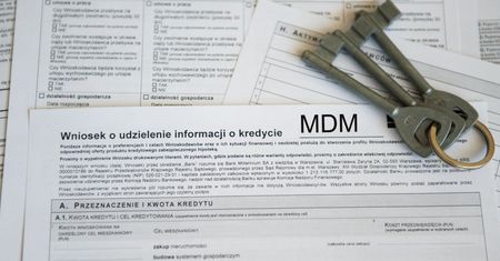 Problemy z rządowym programem mieszkaniowym. Przez przeciążenie systemu