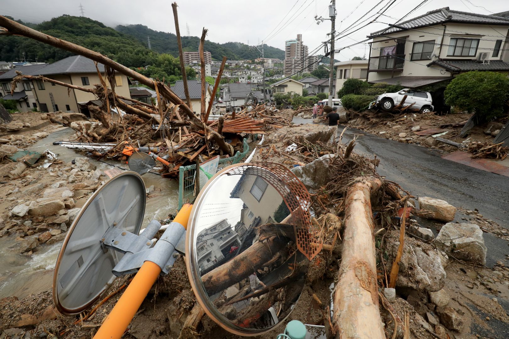 Wielka woda zabija Japończyków. Ponad 100 ofiar powodzi