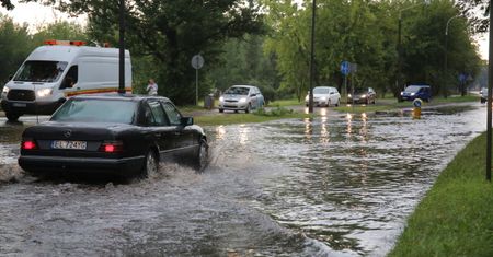 Alarm przeciwpowodziowy na Mazowszu. Burmistrz zarządził ewakuację