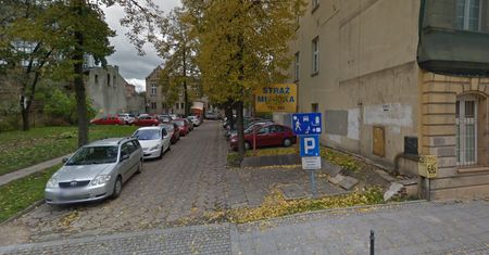 Łódź. Zaatakował byłą siedzibę straży miejskiej. Agresor zatrzymany