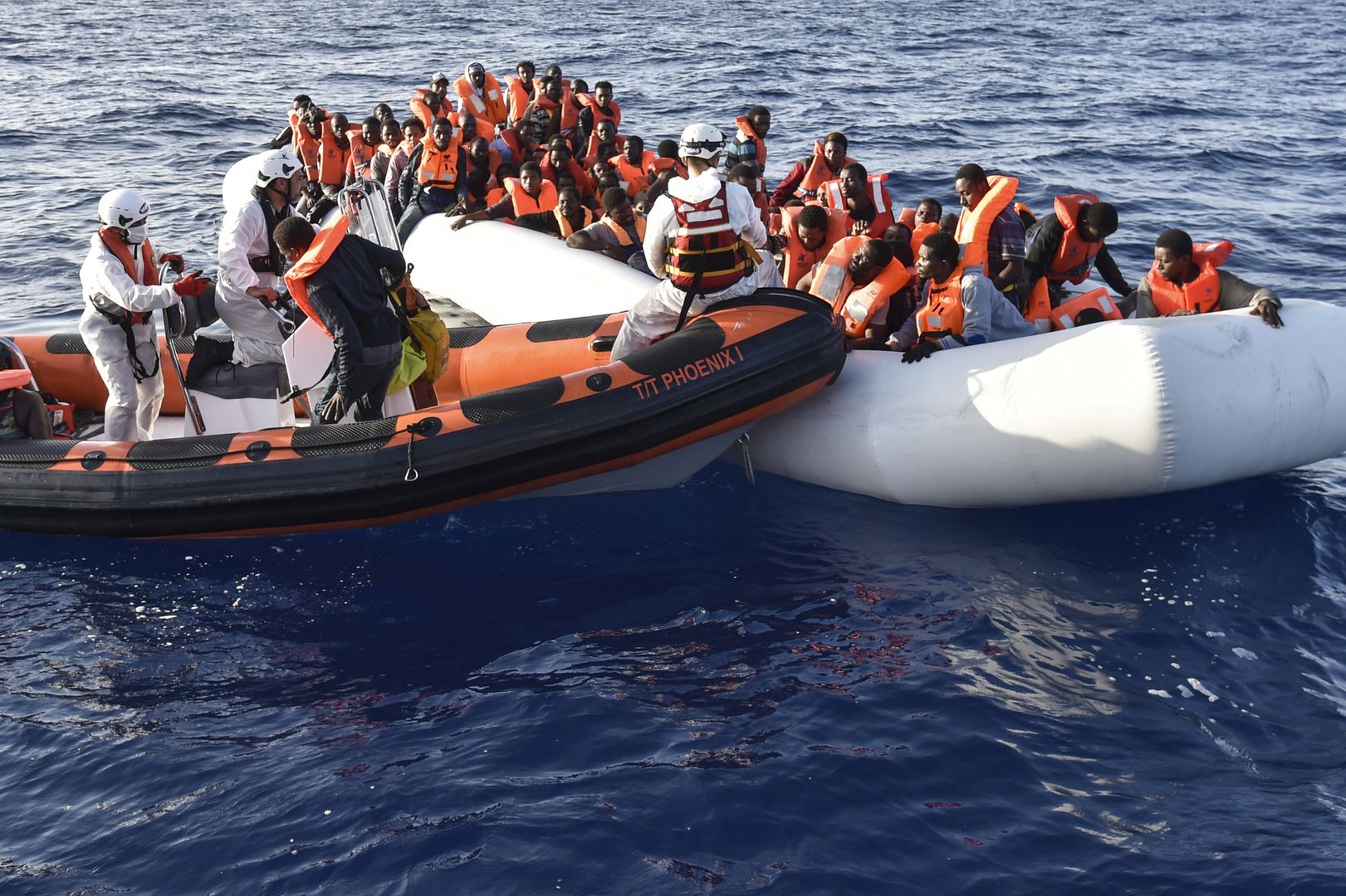 Utonęło 240 imigrantów. Dramat na Morzu Śródziemnym