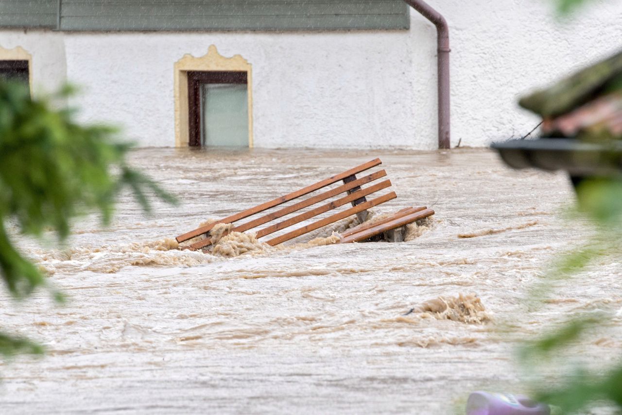 Dramatyczna sytuacja w Niemczech. Ludzie uwięzieni w domach