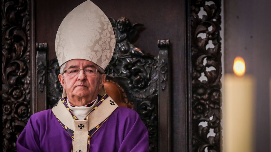 Pod adresem abp. Sławoja Leszka Głodzia padają zarzuty o mobbing