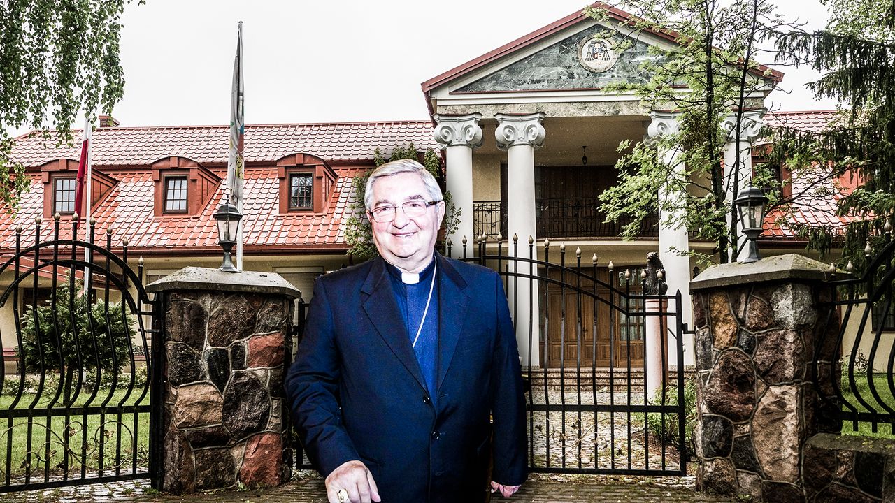 Obcy na włościach księcia Kościoła