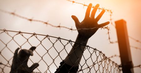 Hiszpania: deportowano 55 nielegalnych migrantów z Afryki