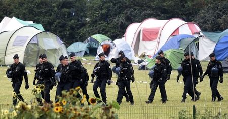 Francja. Weszli do obozu imigrantów. Wielka akcja policji