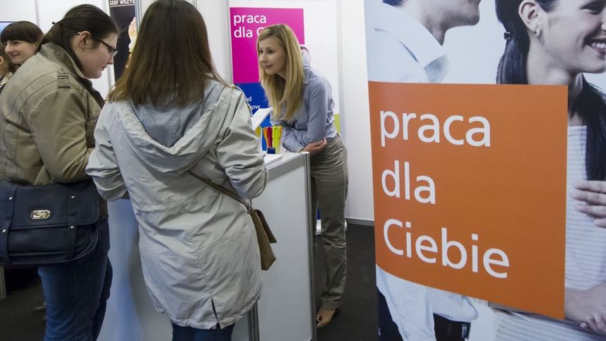 Bezrobotnych ubywa ze statystyk.