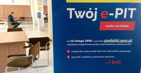 Godziny pracy urzędów podczas majówki. Sprawdź, czy załatwisz swoją sprawę