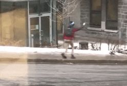 Dosłownie zjechał po chodniku. Internauci płaczą ze śmiechu