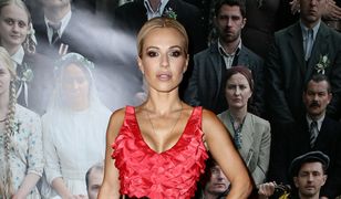 Doda w zjawiskowej sukni. To odpowiedni strój na premierę "Wołynia"?