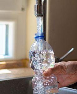 Skażona woda na Podkarpaciu. Mieszkańcy z przydziałem po 5 litrów na dom