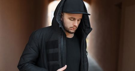 Jak wybrać dobrą kurtkę na zimę? Modele warte uwagi