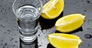 Wódka nie tylko do picia. 10 genialnych zastosowań popularnej "czystej"