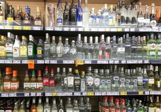 Sprzedaż alkoholu rośnie. I to dużo szybciej niż przed rokiem