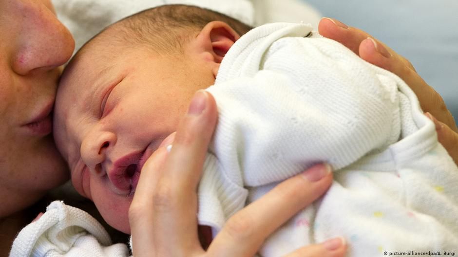 Trzy noworodki bez dłoni urodziły się w ciągu 10 tygodni w szpitalu w Gelsenkirchen