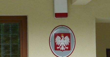 Sektor publiczny narusza przepisy o stawce minimalnej. Bo cięcia, niejasne przepisy...