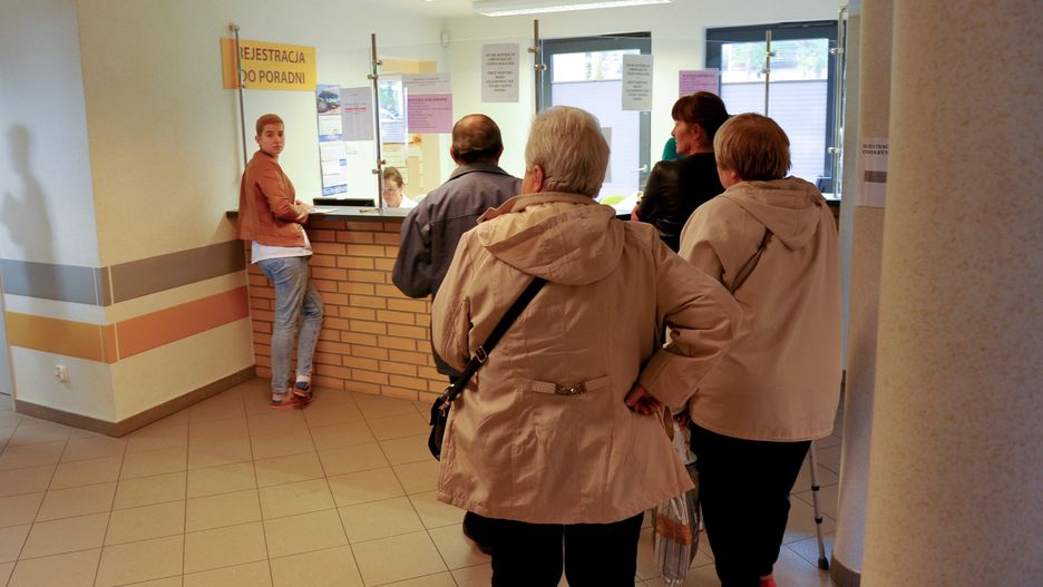 Osoby z niepełnosprawnościami mają często problemy z opieką medyczną