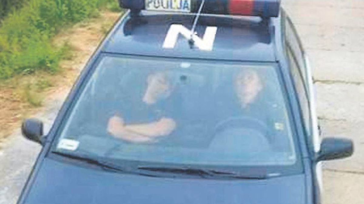 Policjanci