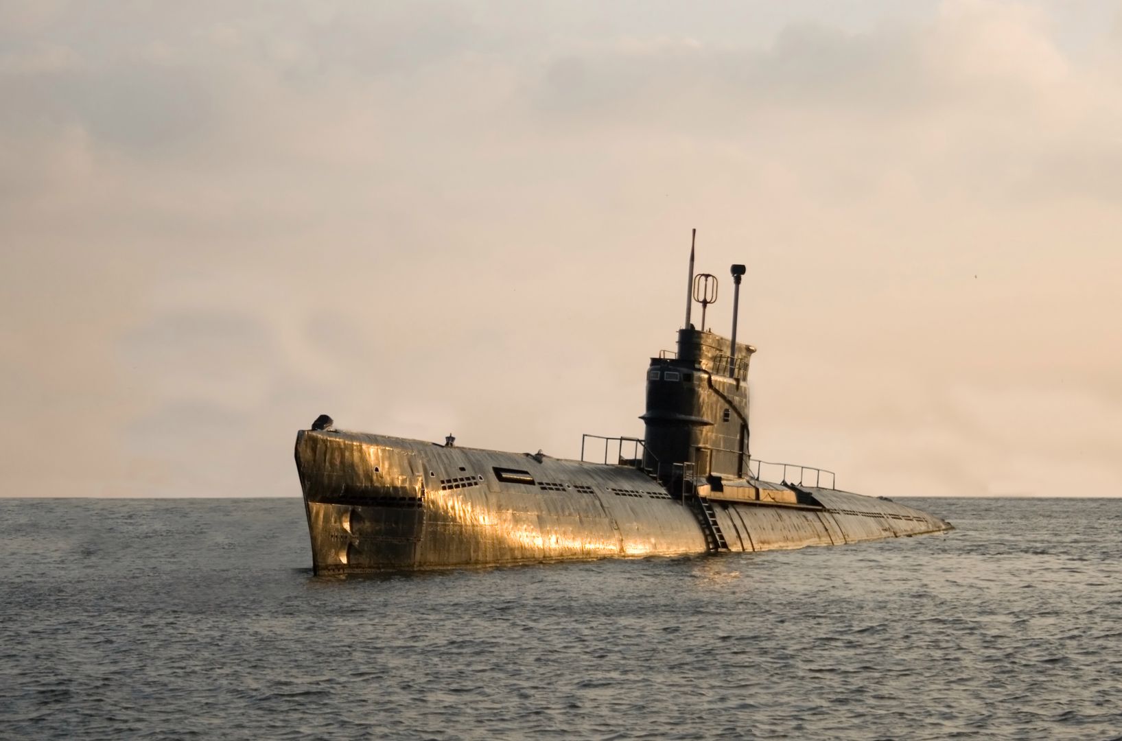Rosja odmawia informacji o śmierci 14 marynarzy