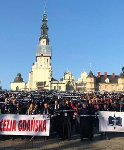 Księża nawoływali mężczyzn do walki. Tak wyglądało "oblężenie" Jasnej Góry